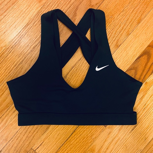 Nike Other - NWOT Nike Sports Bra